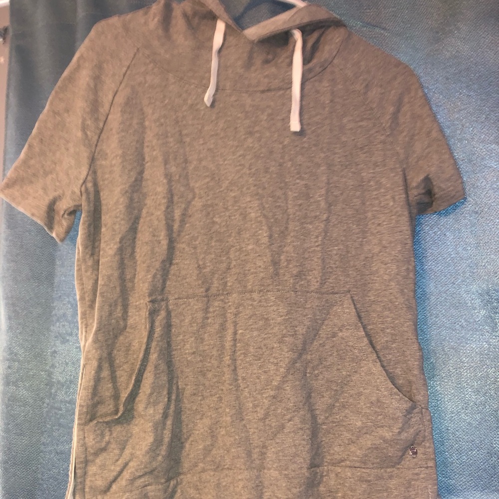 Sleeveless Workout Hoodie